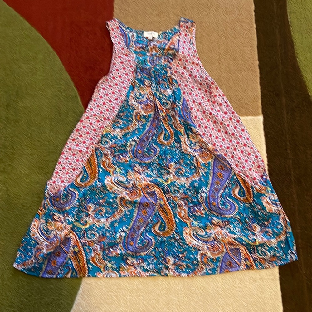 Umgee sleeveless shift dress size M.